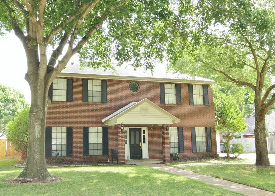 1st image of 612 Westview Terrace Cir