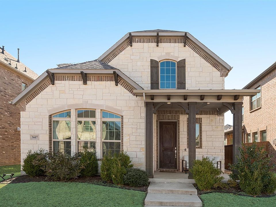 1st image of 3607 Sevilla Dr