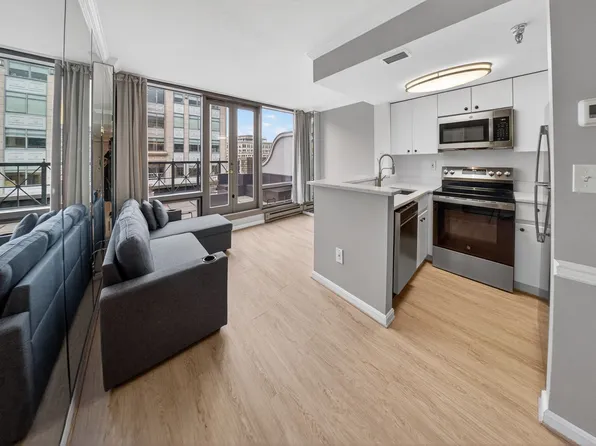 701 Pennsylvania Ave APT 1015, Washington, DC 20004