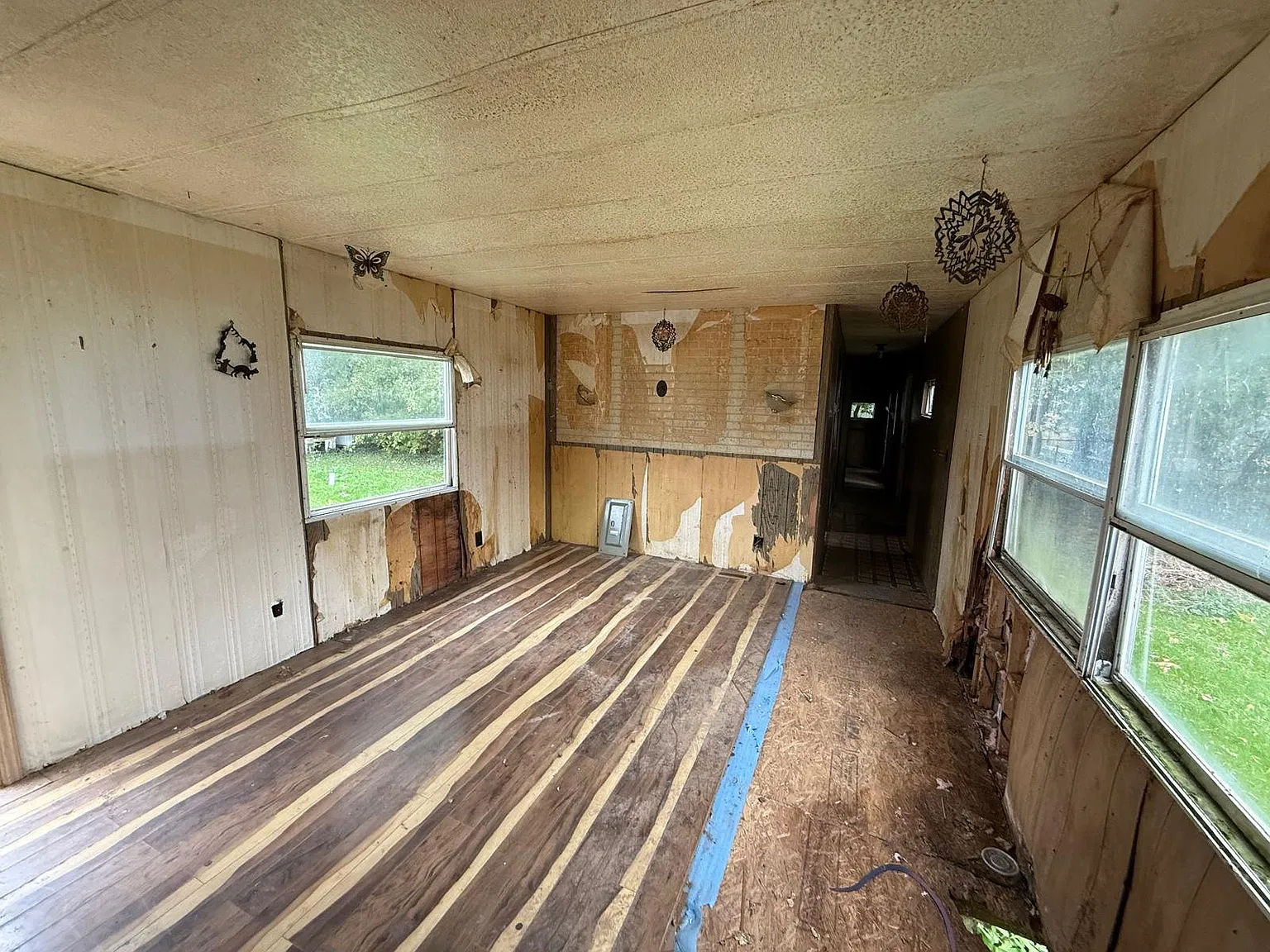 Mobile Home for Sale - $500 or Best Offer — Photo 3