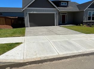 37306 Steelhead St, Sandy, OR 97055