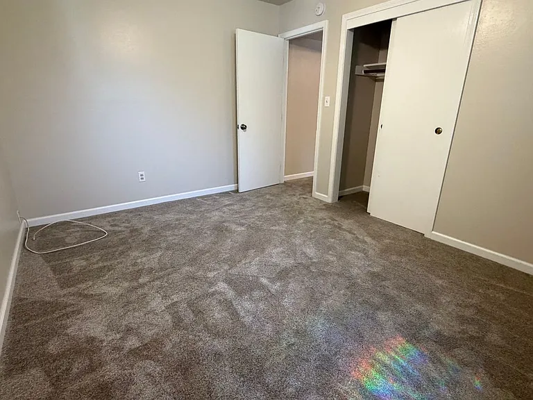 3404 Marshall Ave — Photo 25