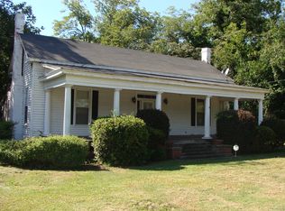 411 N Main St, Tennille, GA 31089