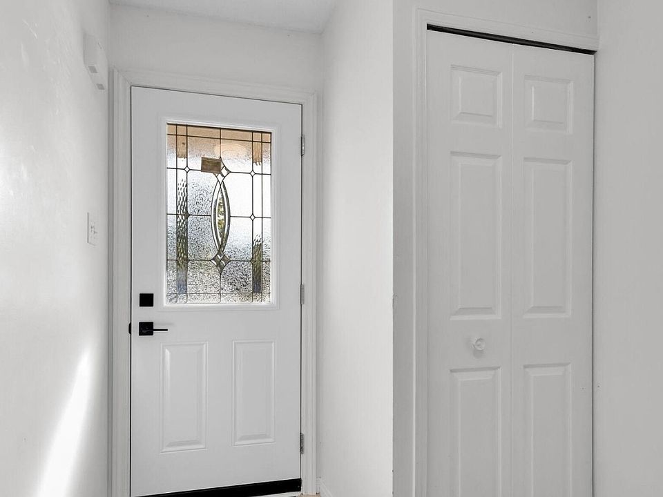 1st image of 50 Chapman Ct #14