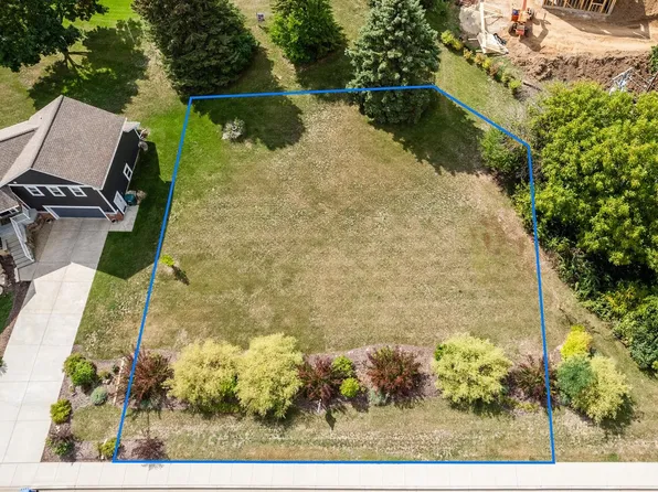 1050 Lake St, Baraboo, WI 53913