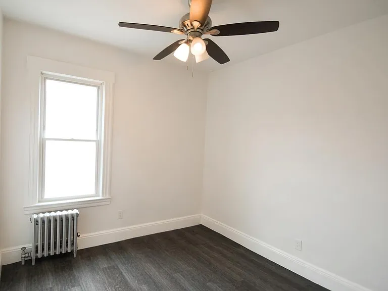 21 Walnut St #2 — Photo 8