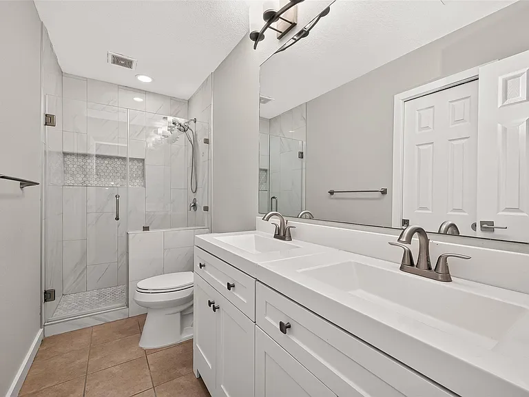 12930 Kimberley Ln — Photo 41