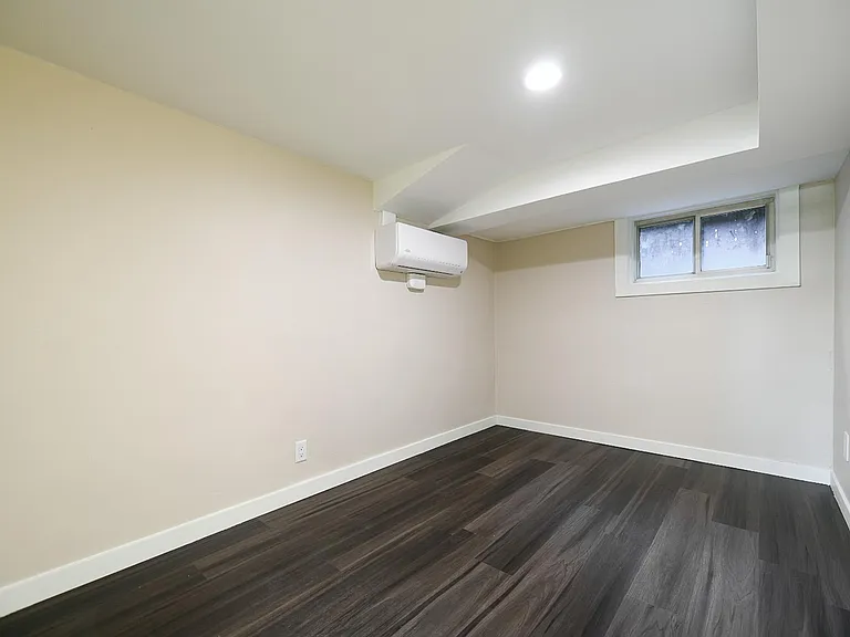 2697 S Highland Dr — Photo 9