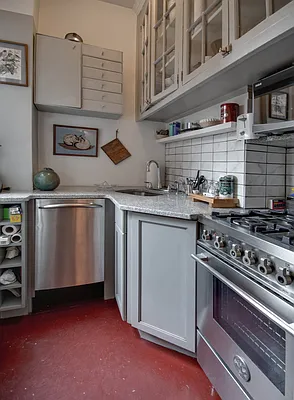 Sold by Brown Harris Stevens | media 5