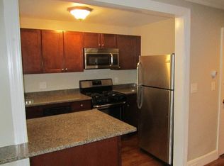 27 Fayette St, Boston, MA 02116