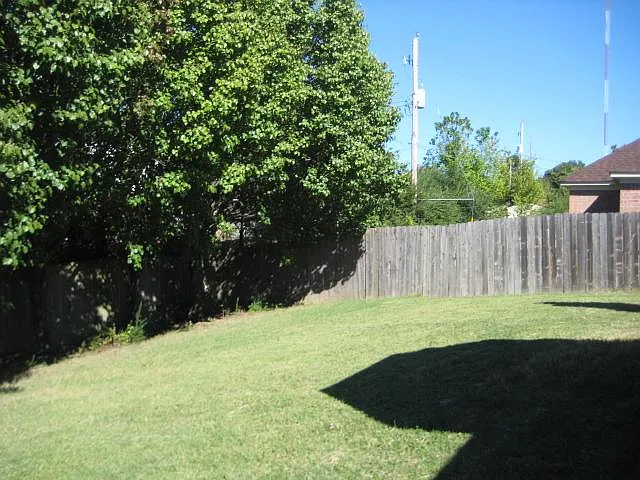 7032 Country Walk Dr — Photo 18