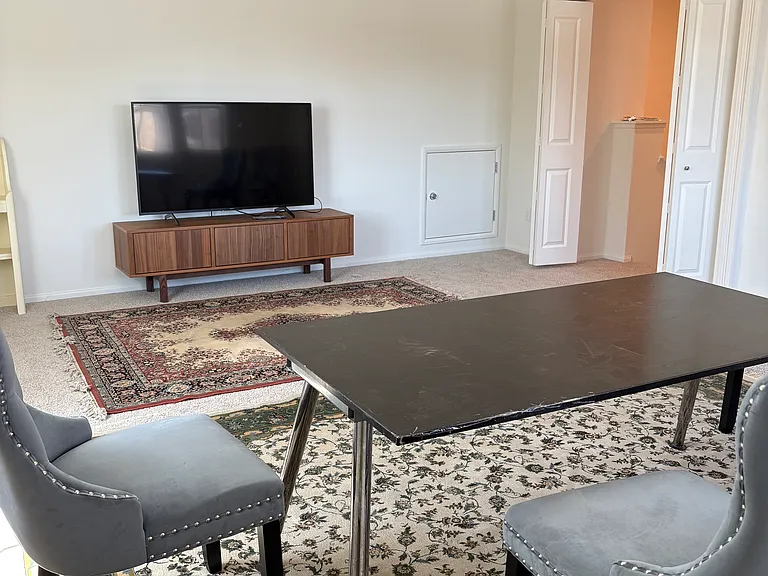 2030 Giovanna St — Photo 14