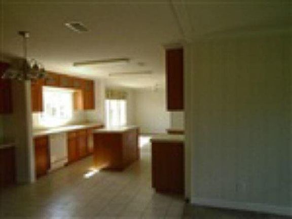 2nd image of 81 Plantation Ln
