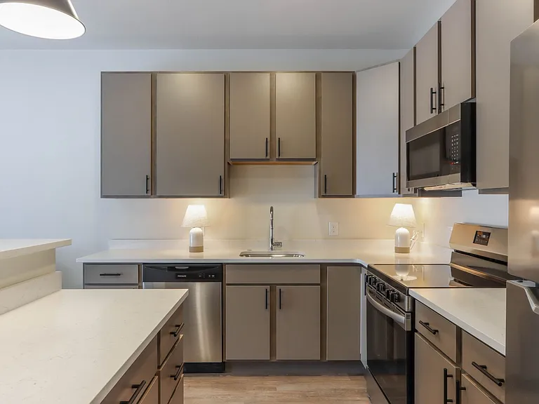 1331 S 8th Ave — Photo 42