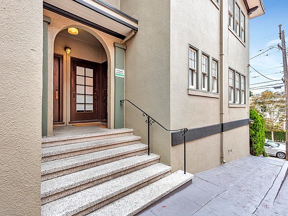 3rd image of 728 Walker Ave #728