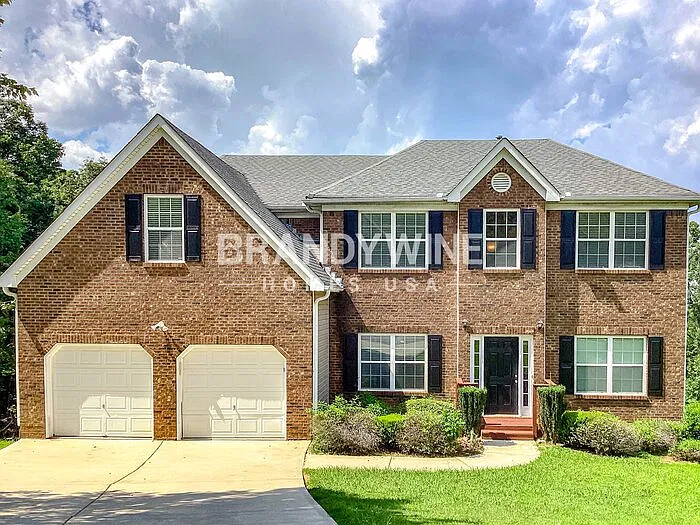 5 bed, 3.0 bath, 3450 sqft, $2,933 — Photo 2