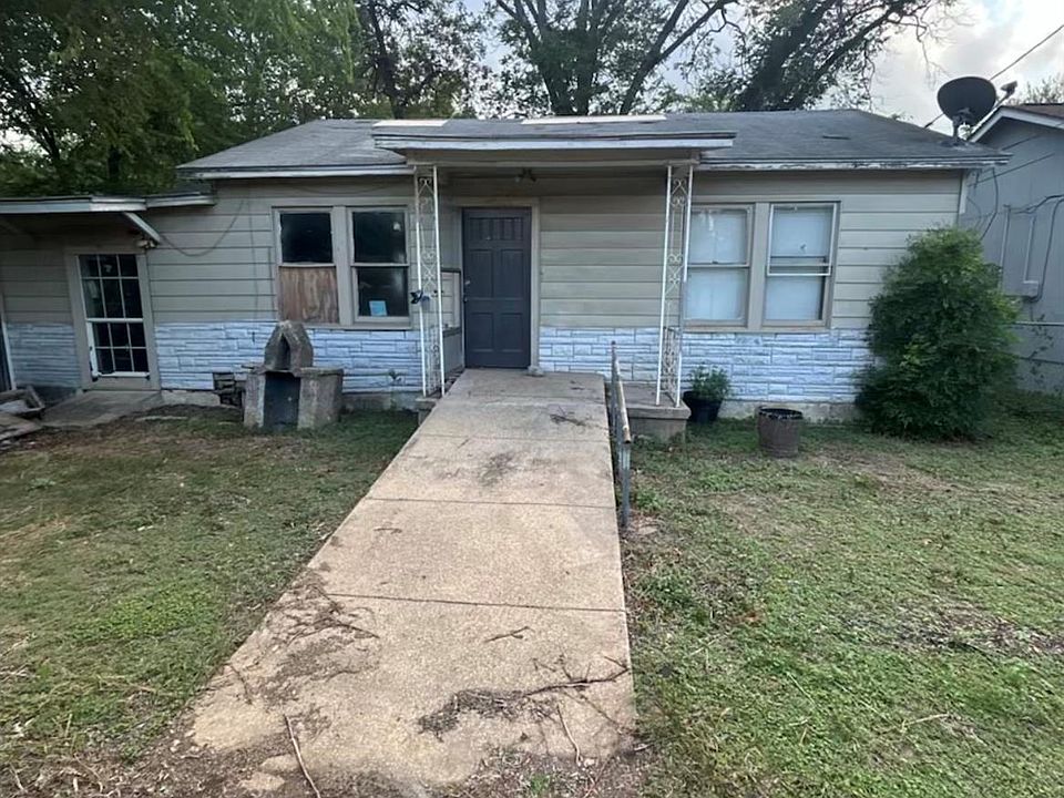 1st image of 150 Ricardo St