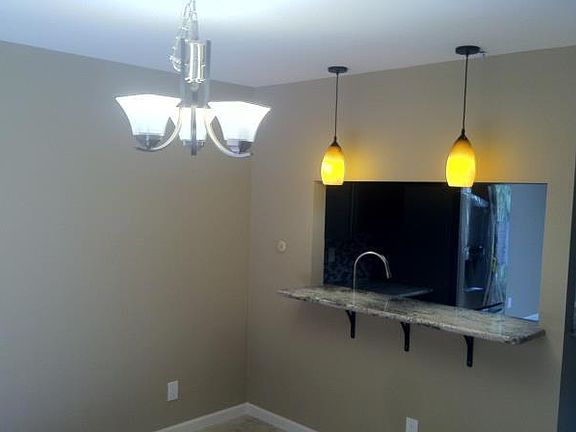 5th image of 2065 Oak Creek Pl