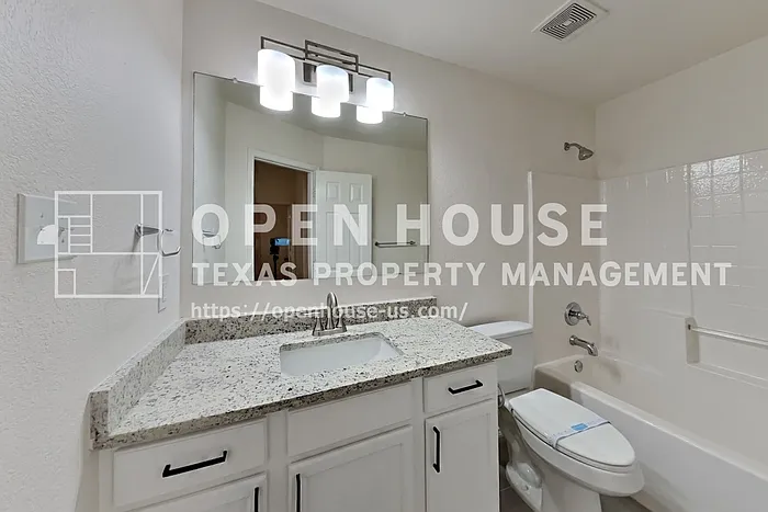 405 Hackberry Dr — Photo 17