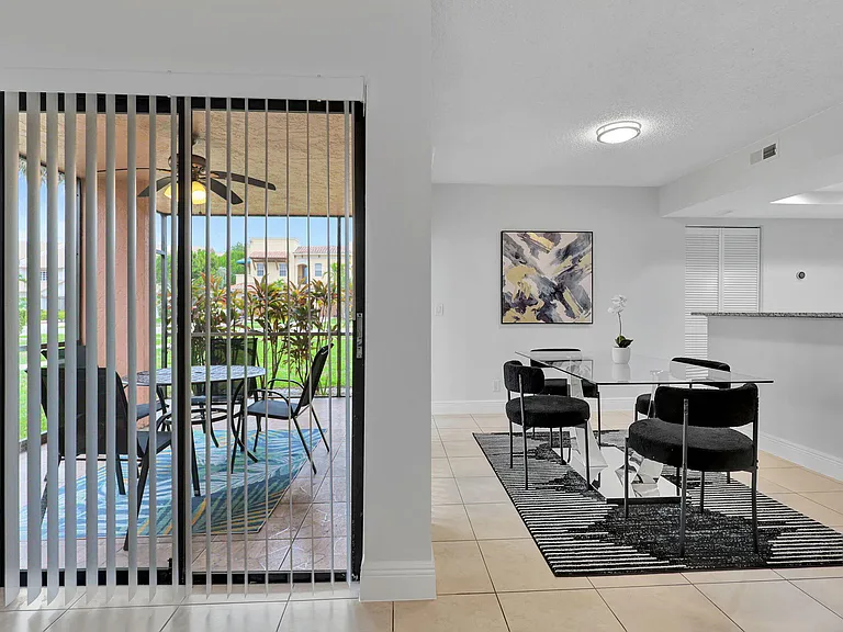 12641 Westhampton Cir #C311 — Photo 11