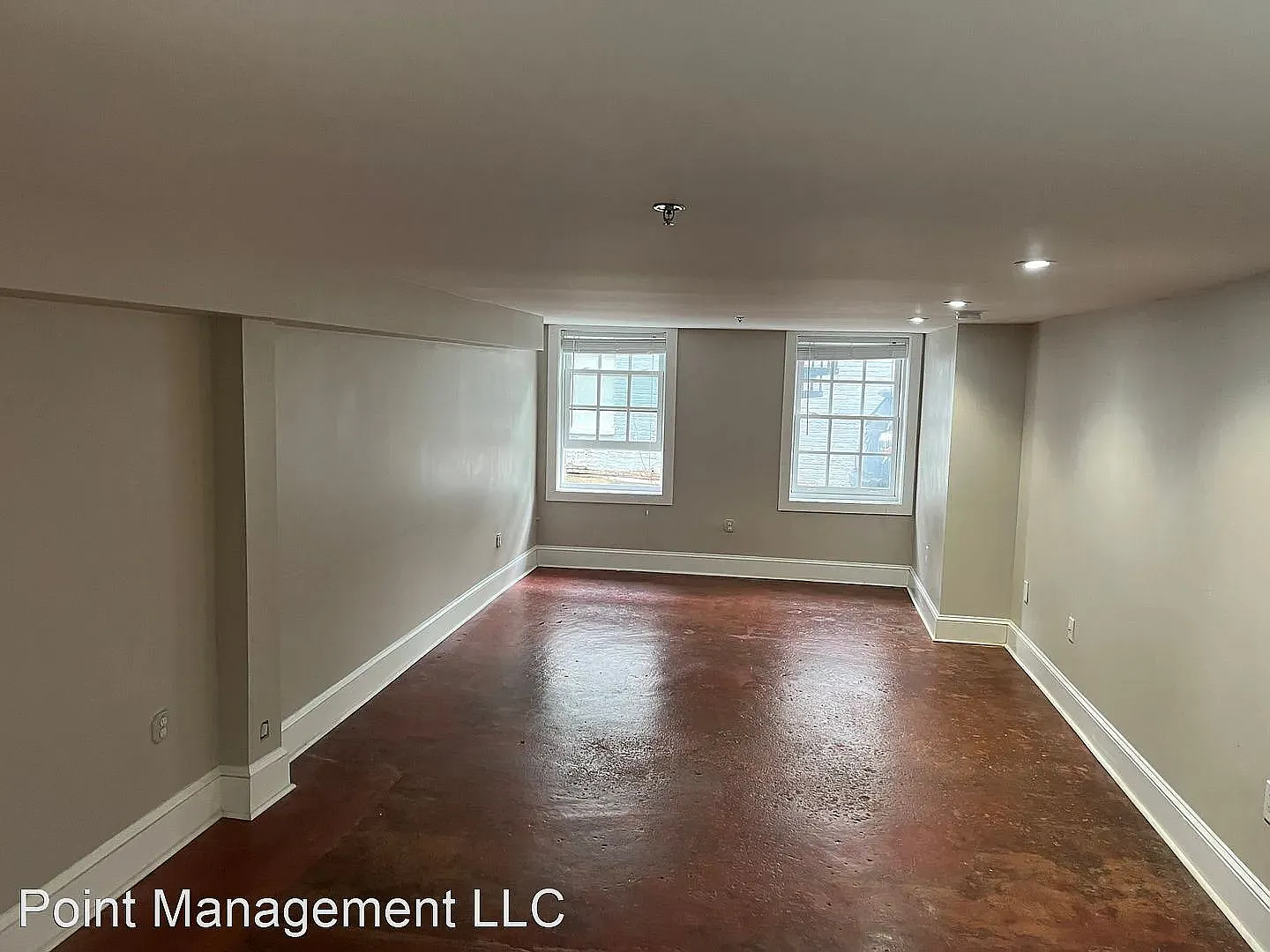 1 bed, 700 sqft, $1,000 — Photo 3