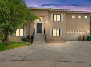 512 Blue Meadow Ct, Bakersfield, CA 93308