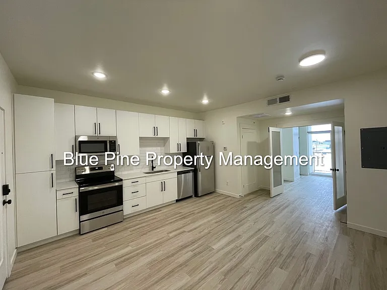 311 E Lorene St #1304 — Photo 4