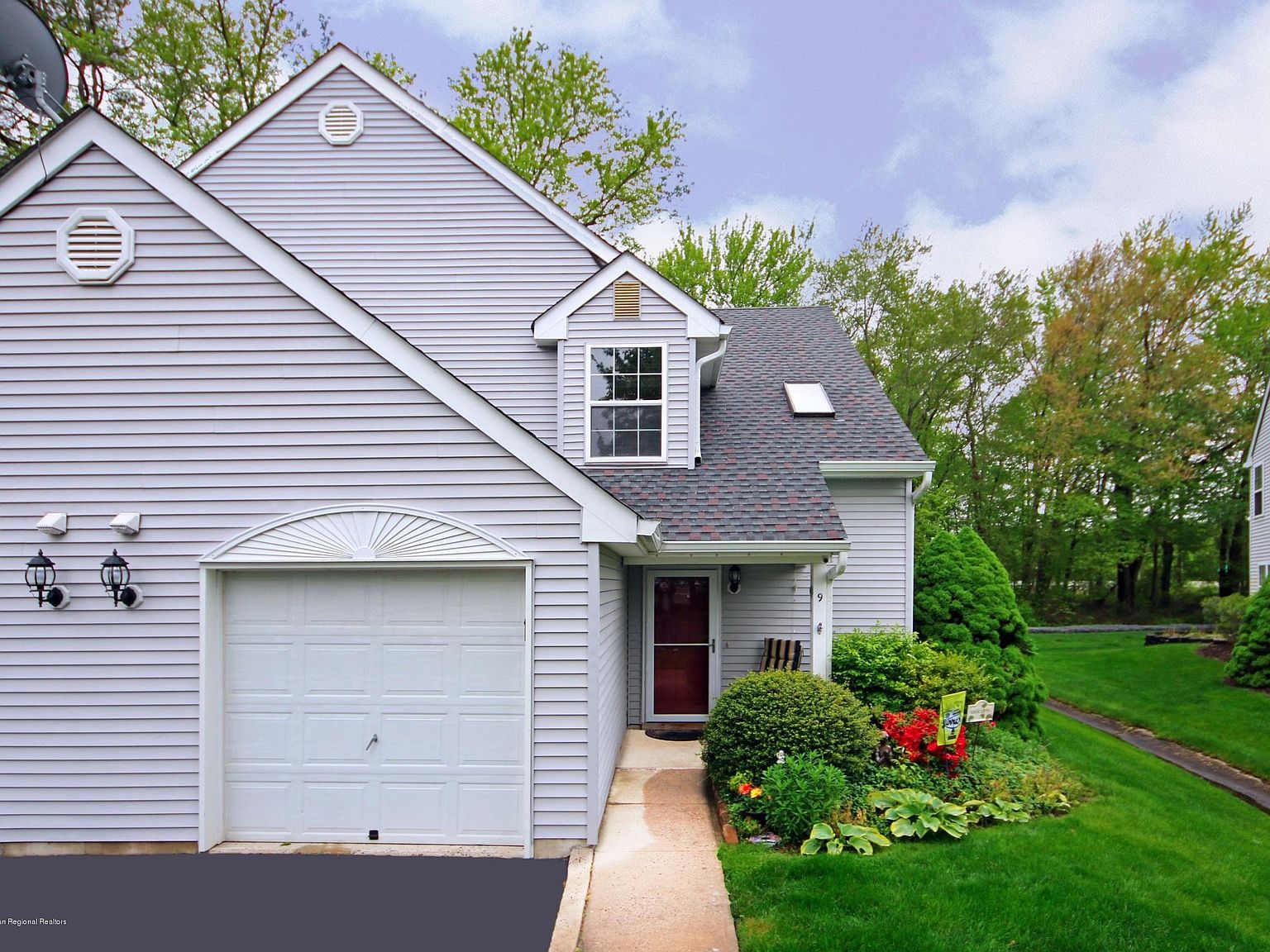 9 Commons Dr, Neptune, NJ 07753 Zillow