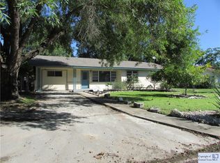 212 E Rosemary Dr, Seguin, TX 78155