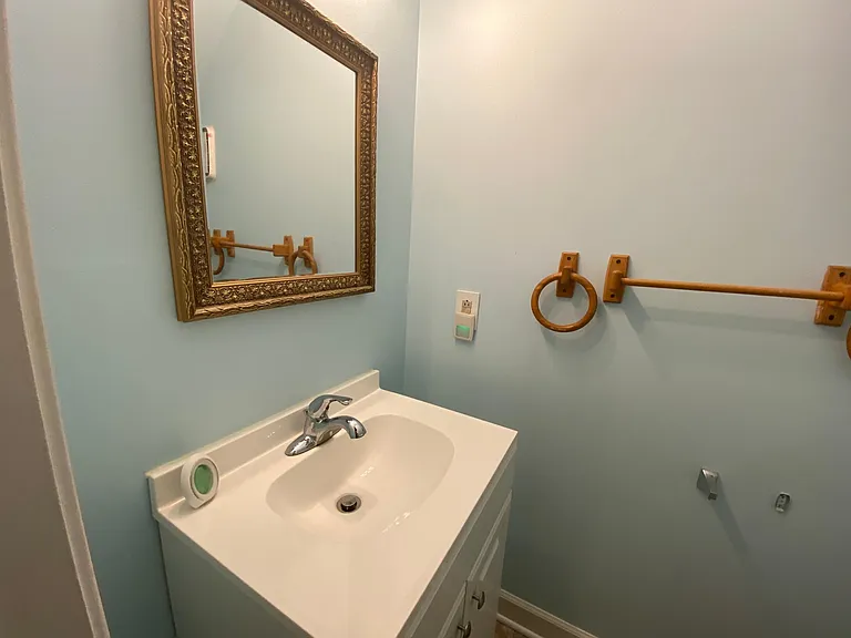 507 Randolph St — Photo 7