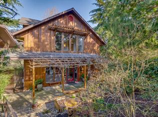 1135 NW Winterwood Loop, McMinnville, OR 97128