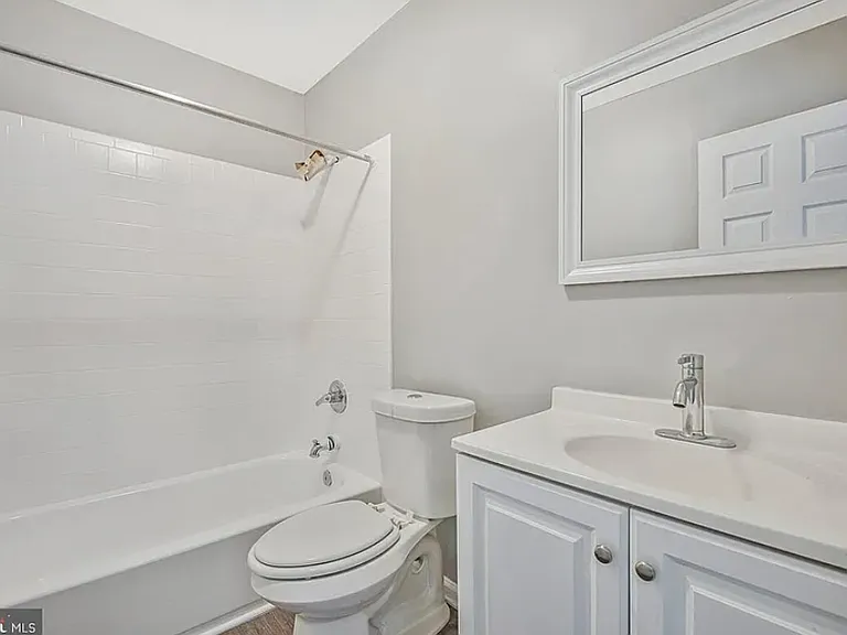 7508 Columbia Ave — Photo 15