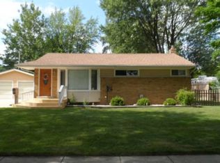 411 Coolidge Dr, Midland, MI