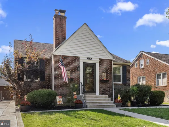 1174 Emerson Ln, Bensalem, PA 19020