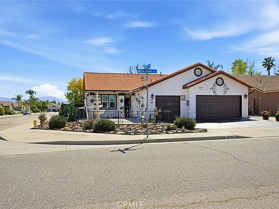 2nd image of 1853 Rue Chablis