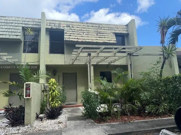 20509 NW 15th Ave #5-2, Miami Gardens, FL 33169
