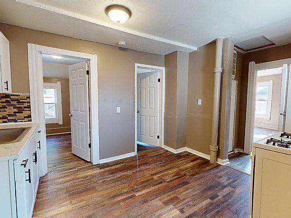 5th image of 3164 W 73rd St APT 5