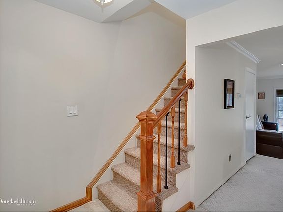 2nd image of 42 Manors Dr