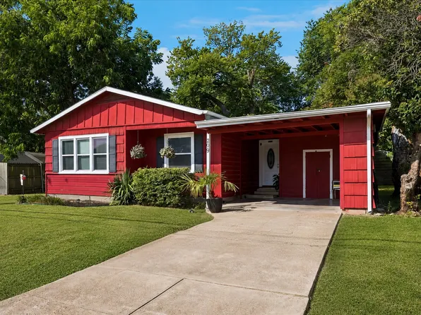 209 Kirksey St, Waxahachie, TX 75165