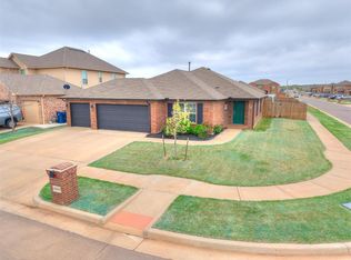 2521 Austin Glen Ct, Yukon, OK 73099
