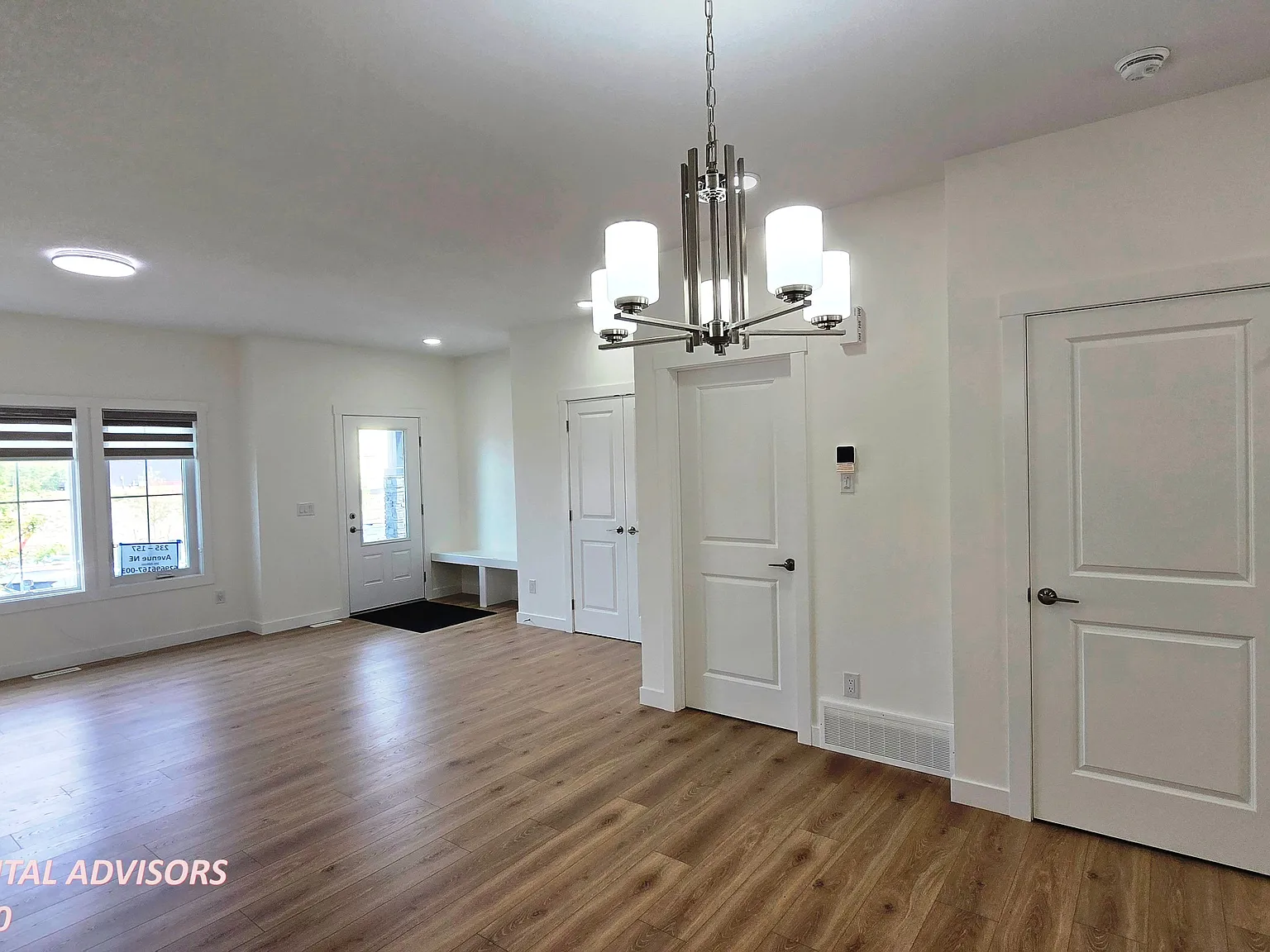 235 157 Avenue Northeast — Photo 3