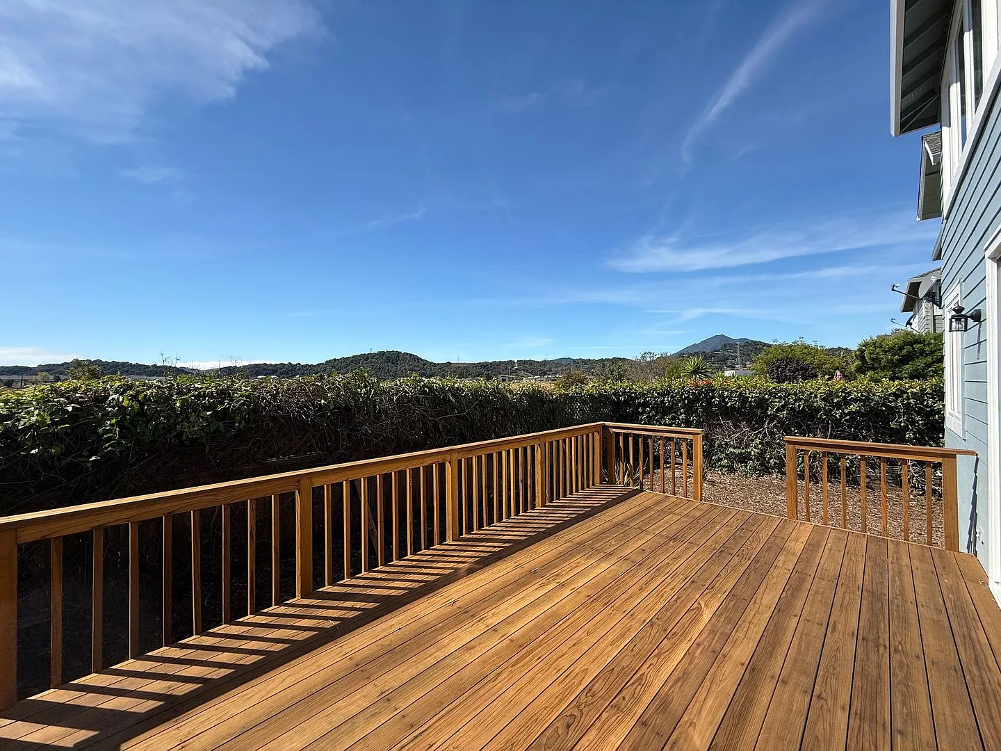 Stunning Four Bedroom Baypoint Lagoons Home With Mt. Tam Views — Photo 2