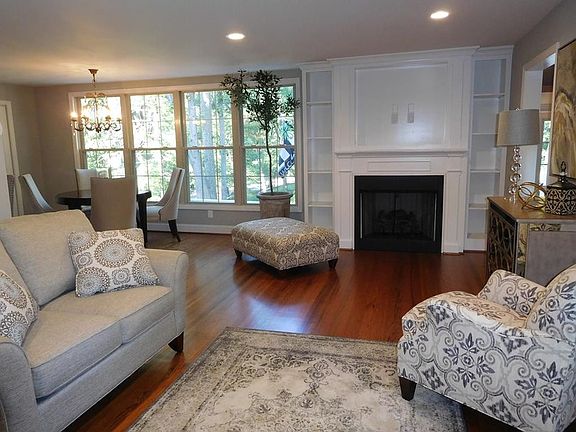 4th image of 337 Linden Dr