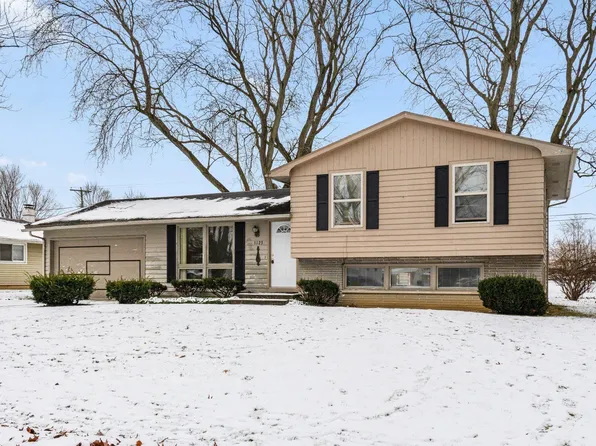 1123 Highland Terrace Dr, New Haven, IN 46774