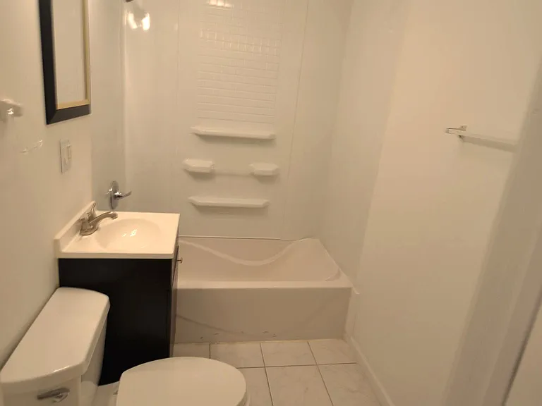 555 S Locust St #3 — Photo 17