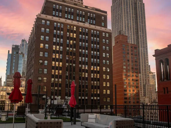 220 Madison Avenue image 8 of 8