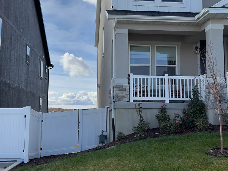 1457 W Russo Dr — Photo 33