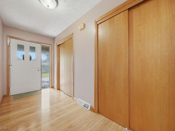 2nd image of 4988 Patricia Dr