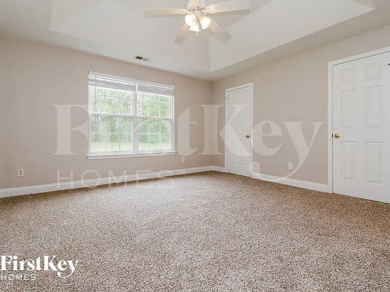 108 Hidden Forest Ct — Photo 12