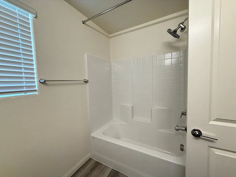 3720 Brilliant Sunset St — Photo 23